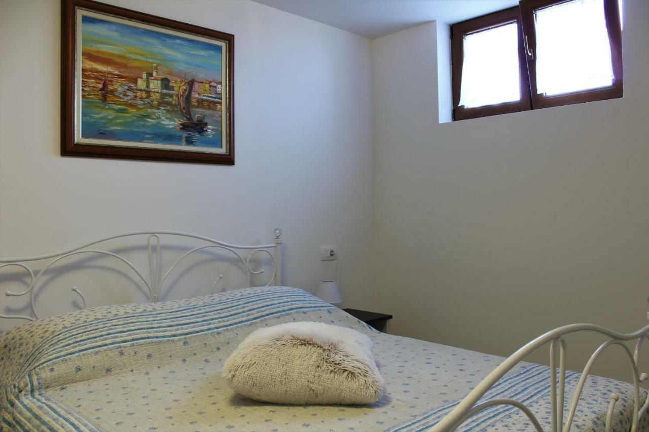 Apartman Robi Nova Vas  Buitenkant foto